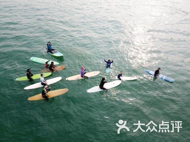了解这双是什么鞋款?的问题解答平台